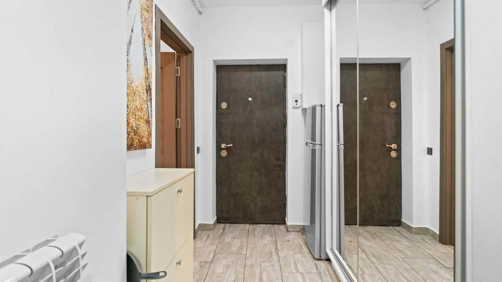 Chic Apartments In The Heart Of Bucharest - Walk To Old Town
